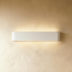Lampa ścienna Lumenix z aluminium i LED do nowoczesnego oświetlenia ambientowego