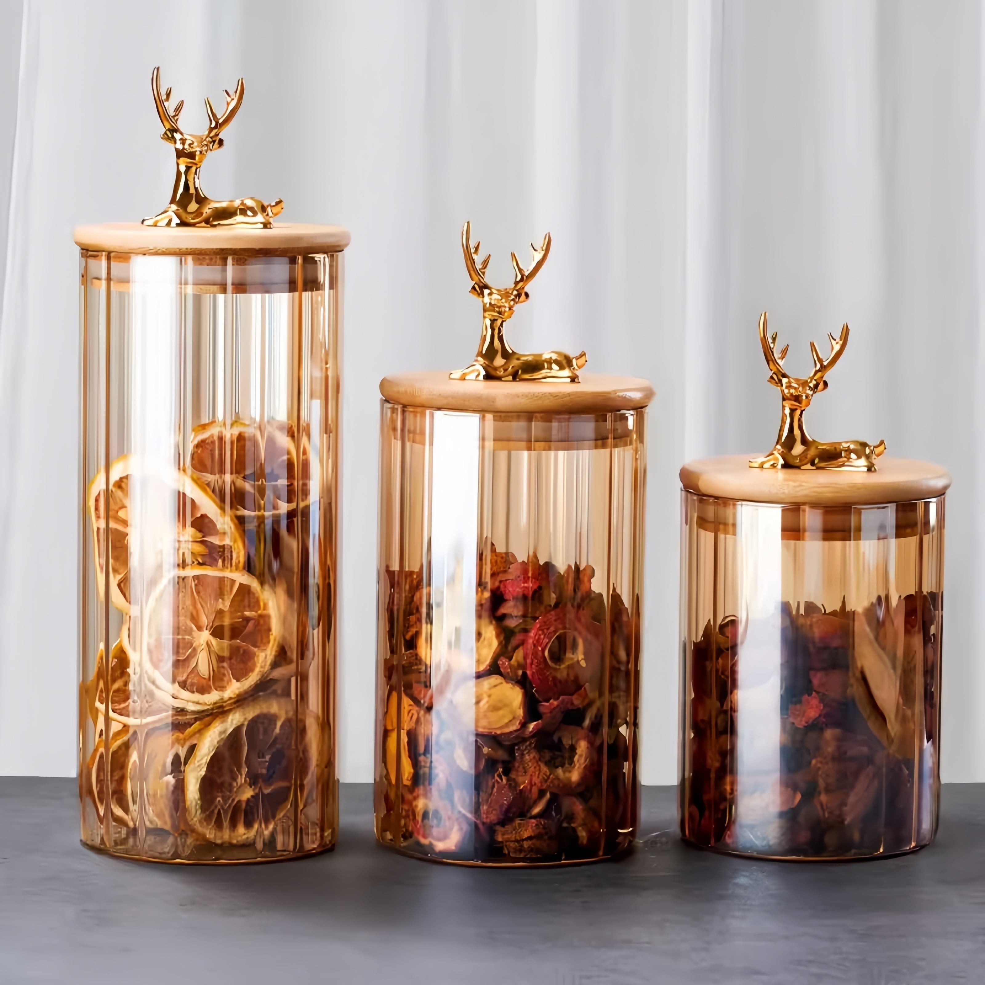 Sæt med ravfarvede glasbeholdere, Elowen Stag, 3 dele, guldlåg