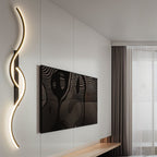 Lampa ścienna Aurelia S Line z aluminium z miękkim światłem LED