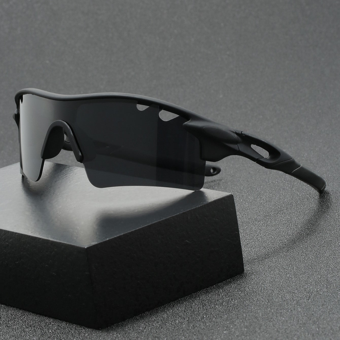 Kairo Sport Sunglasses With Anti-Slip Grip, UV400 Protection