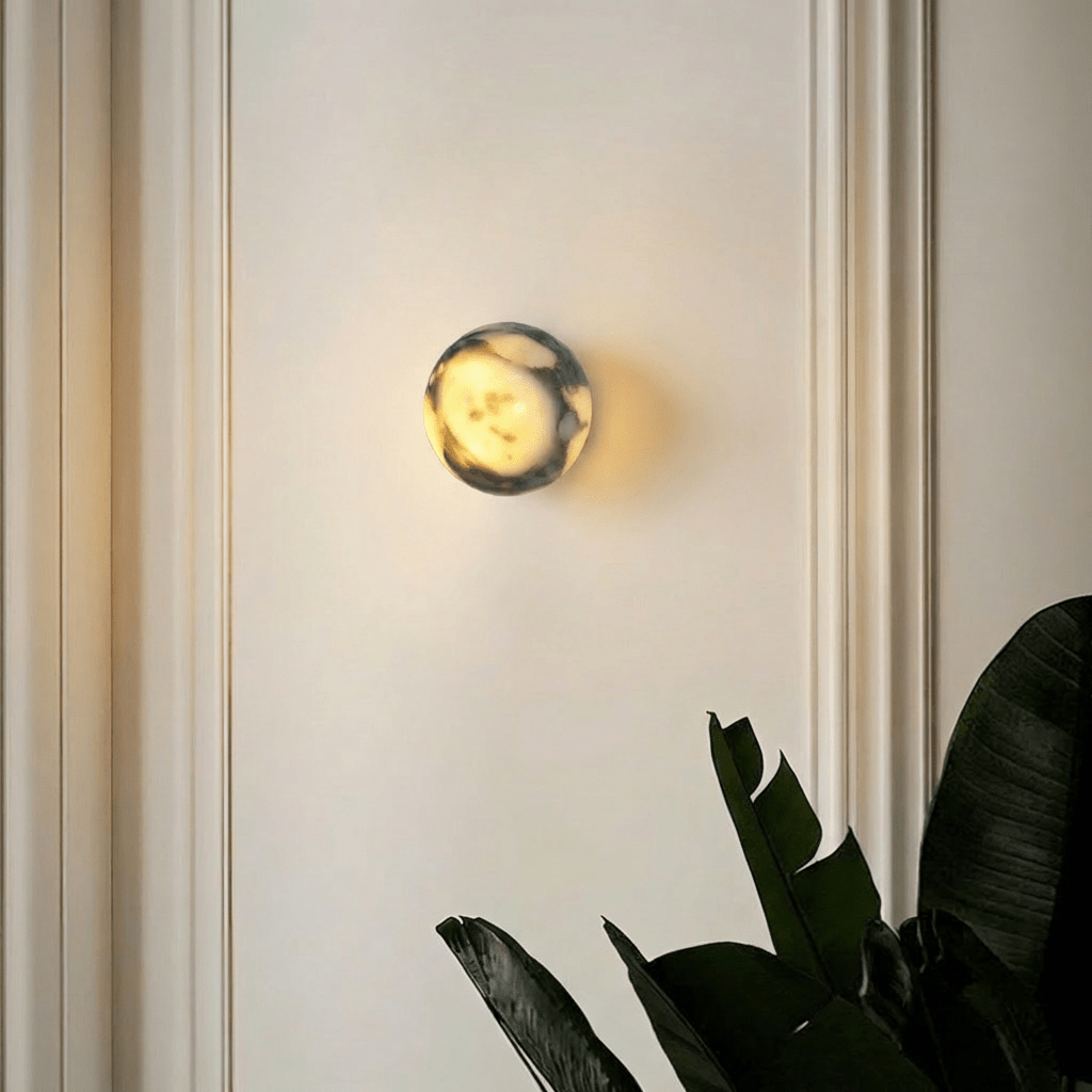 Lámpara de pared Stone Sphere Glow con luz interior cálida de mármol