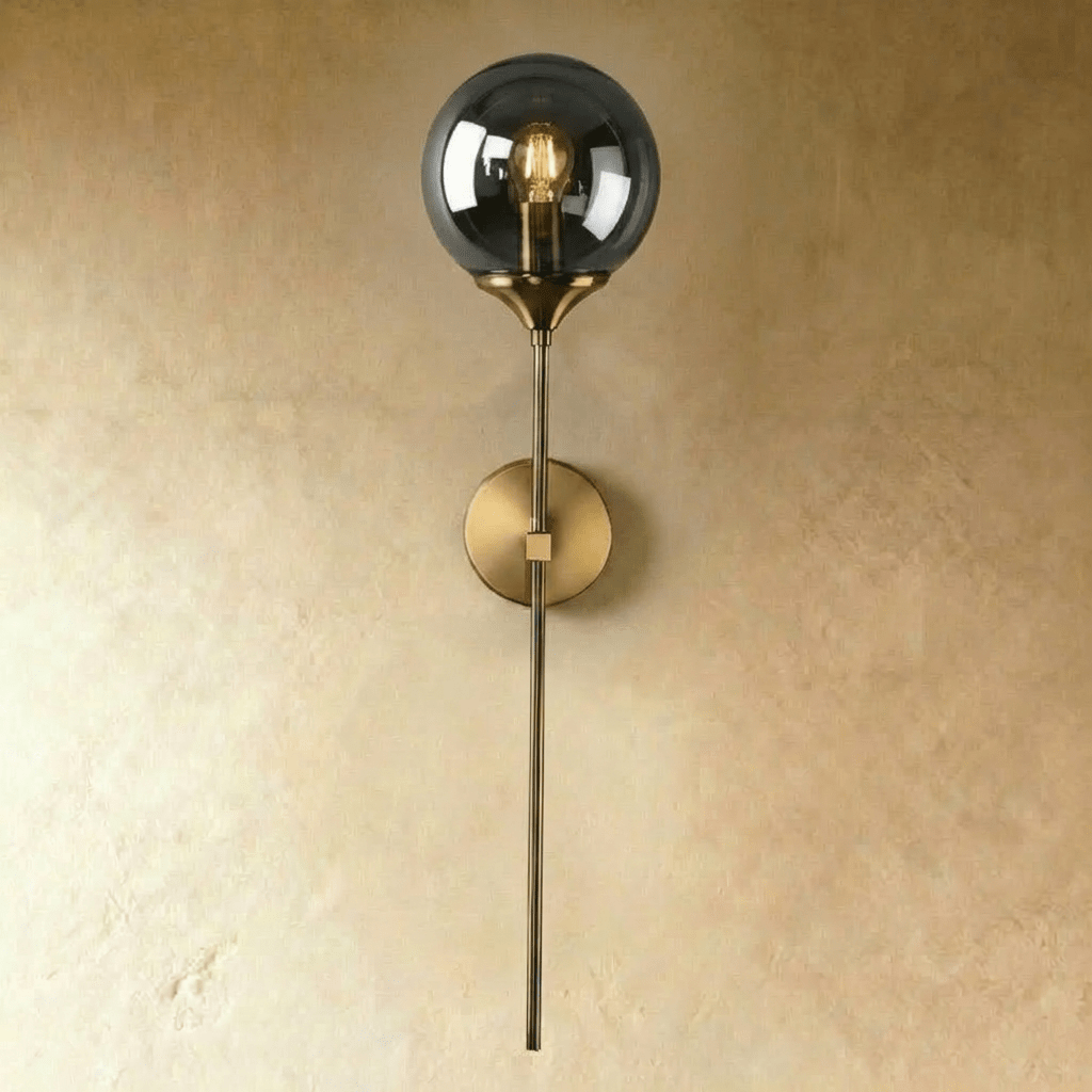 Klasická nástěnná lampa HorizonAura s moderním ambientním osvětlením  
