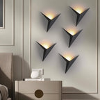 Luz de Parede Minimalista NovaLine com Três Acabamentos Metálicos para Casas Modernas