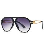 Kirella Aviator-solbriller med gulddetaljer og UV-beskyttende linser
