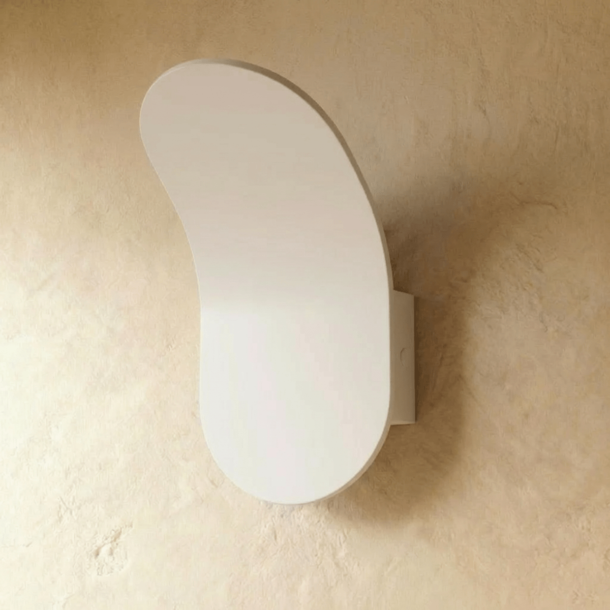 AeroLume Sculpted Wall Lamp In Black Or White Finish