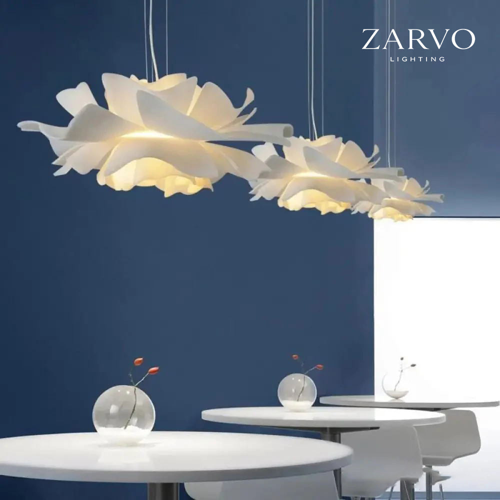 Lampadario Petalia Bloom in acrilico bianco per interni moderni
