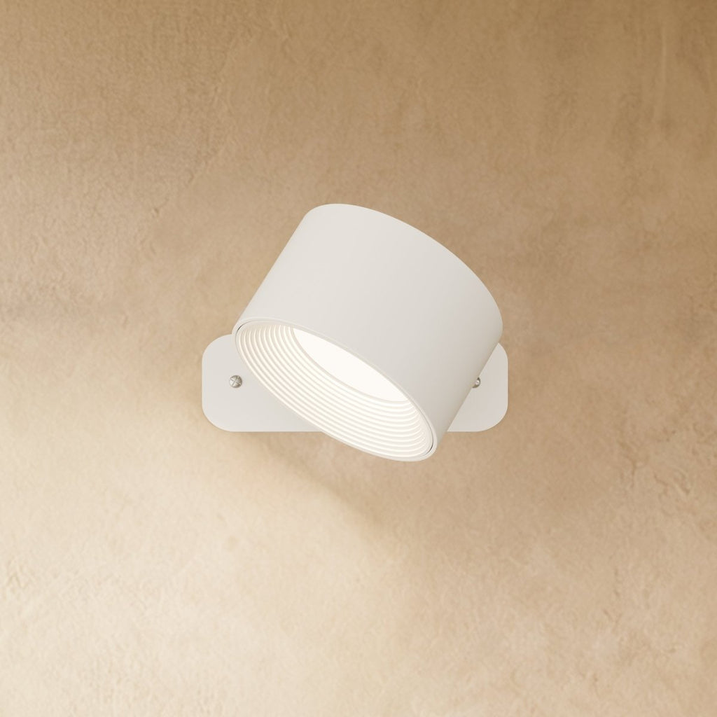 Bezprzewodowa lampa ścienna GlowLine zasilana baterią i ładowaniem USB-C