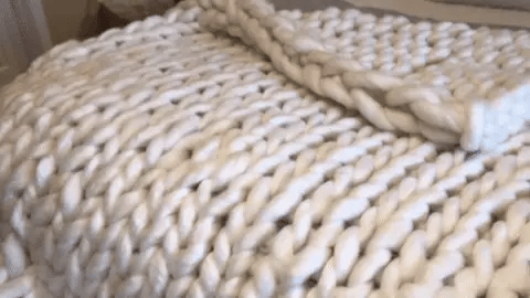 VeloraLoom Chunky Knit Throw Blanket for Sofa & Bed, Warm Soft