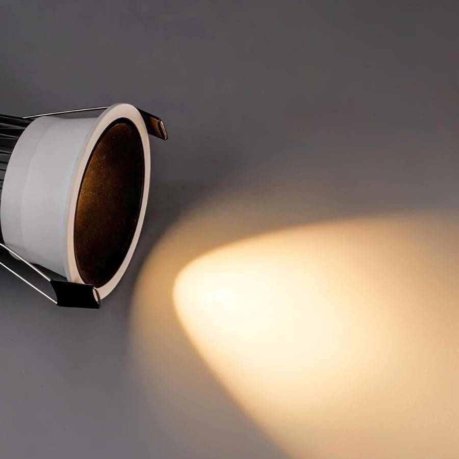 Energeticky úsporné zapuštěné stropní svítidlo AeroLux z hliníku