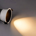 Energeticky úsporné zapuštěné stropní svítidlo AeroLux z hliníku