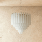 Candeeiro de Teto Lumara em Ferro Cromado para Iluminação Aconchegante da Sala