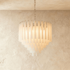 Candeeiro de Teto Lumara em Ferro Cromado para Iluminação Aconchegante da Sala
