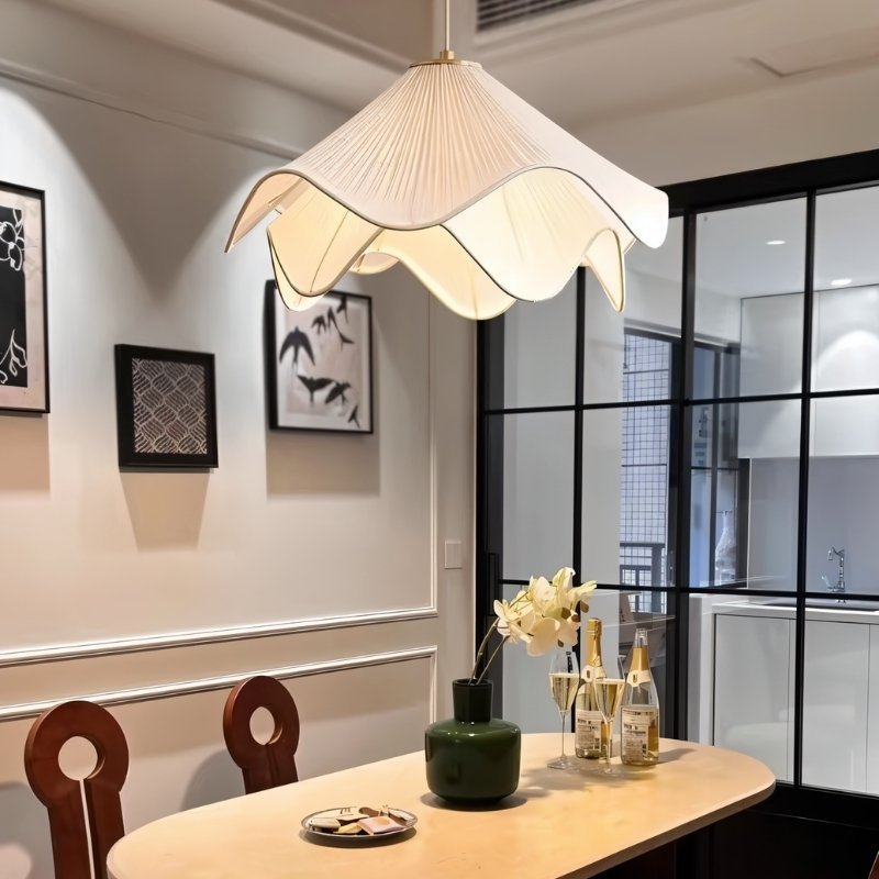 HaloWeave diffuse hanglamp in duurzaam stof voor een zachte moderne ambiance