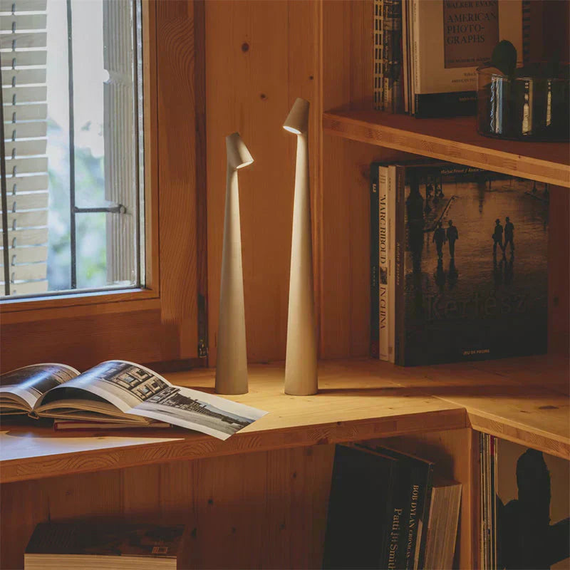 Bezdrátová LED stolní lampa s nordickým hliníkovým designem a dotykovým stmíváním