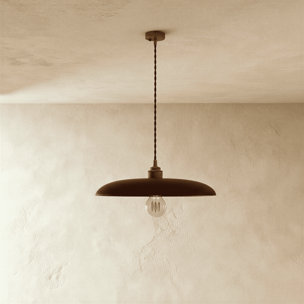 Lampada a sospensione WoodLumen a cupola con accenti in ottone e luce calda