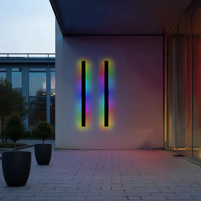 Applique murale noire élégante, luminaire LED Nyx pour murs extérieurs
