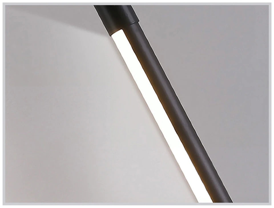 מנורת רצפה דקה מאלומיניום עם LED, בגוונים חמים, לבנים ובמצבי עמעום