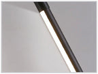 מנורת רצפה דקה מאלומיניום עם LED, בגוונים חמים, לבנים ובמצבי עמעום