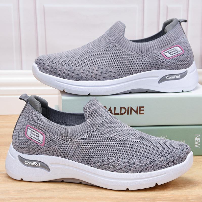 Women's Everyday Shoes With Cushioned Soles For All Day Comfort