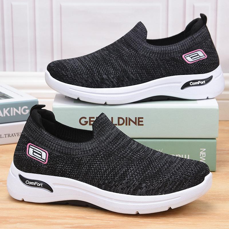 Women's Everyday Shoes With Cushioned Soles For All Day Comfort