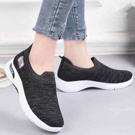 Women's Everyday Shoes With Cushioned Soles For All Day Comfort