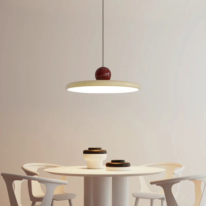Lunara Pendelleuchte mit Glasscheibe, von Bauhaus inspirierte skandinavische LED-Leuchte