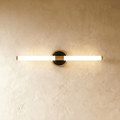 Aero Luxe lineární nástěnná lampa moderní hliník a akryl koupelnové a toaletní osvětlení