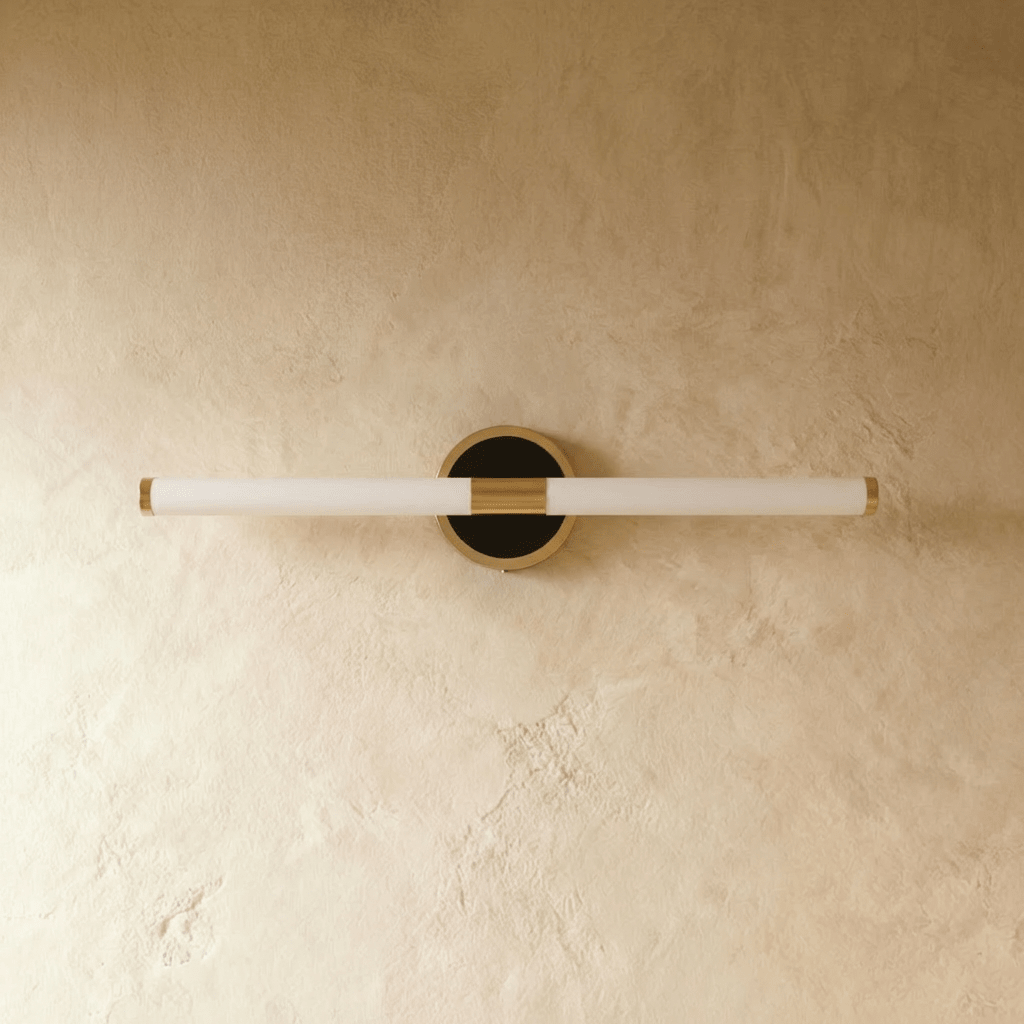 Aero Luxe lineární nástěnná lampa moderní hliník a akryl koupelnové a toaletní osvětlení