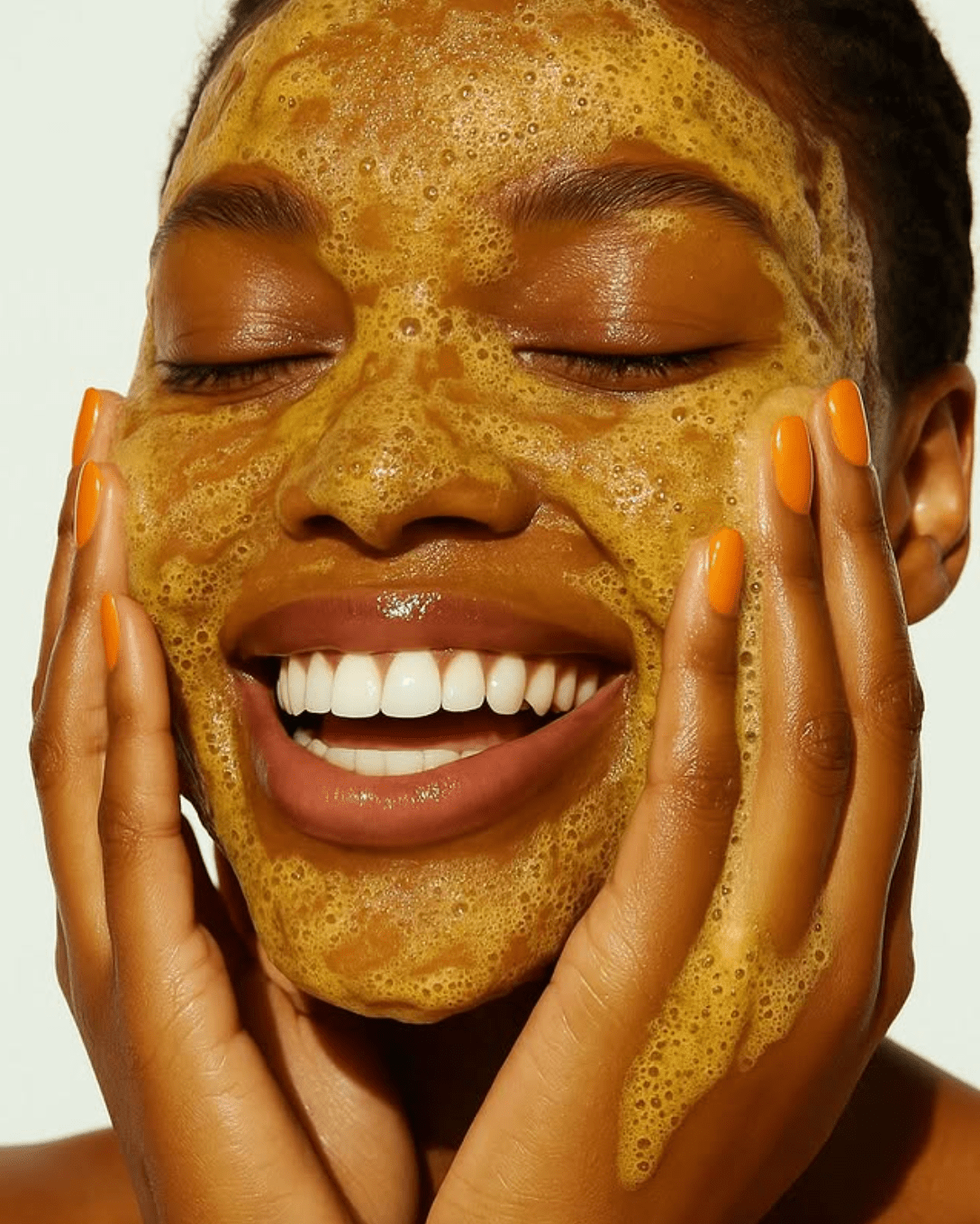 Turmeric & Kojic Acid Cleansing Bar for Face & Body | Fioriscas