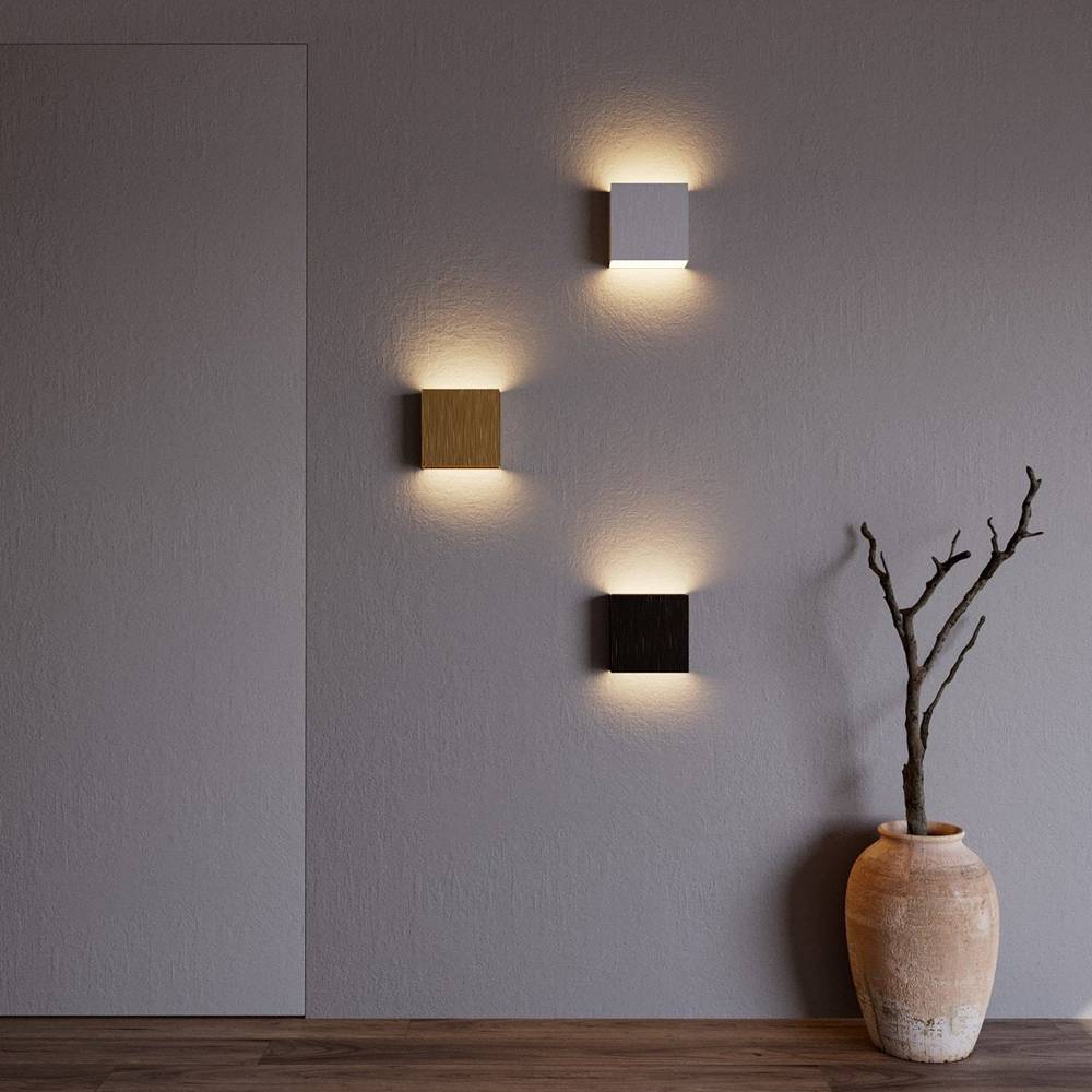 Lampada da parete quadrata in alluminio Verve per corridoi, illuminazione ambientale moderna