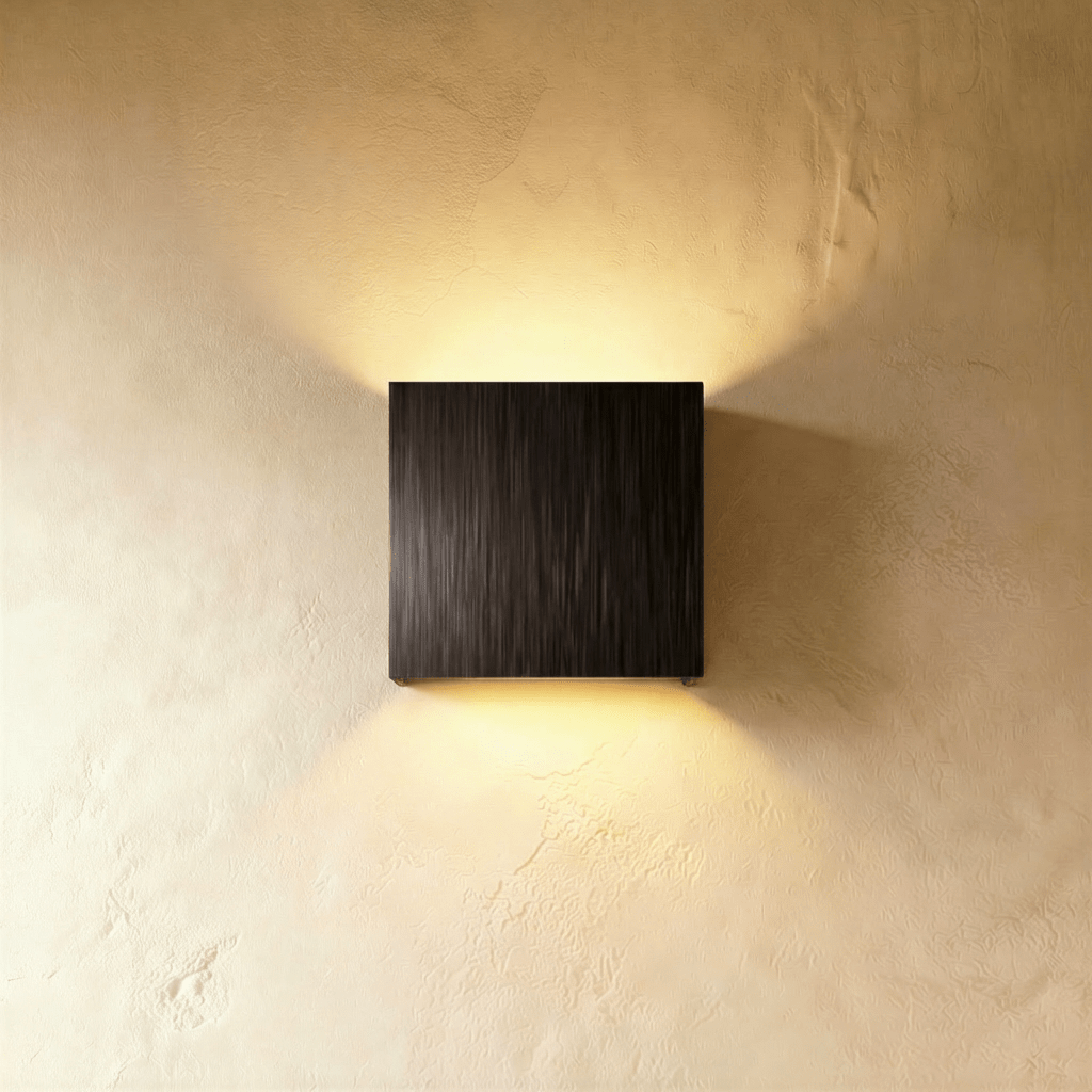 Lampada da parete quadrata in alluminio Verve per corridoi, illuminazione ambientale moderna