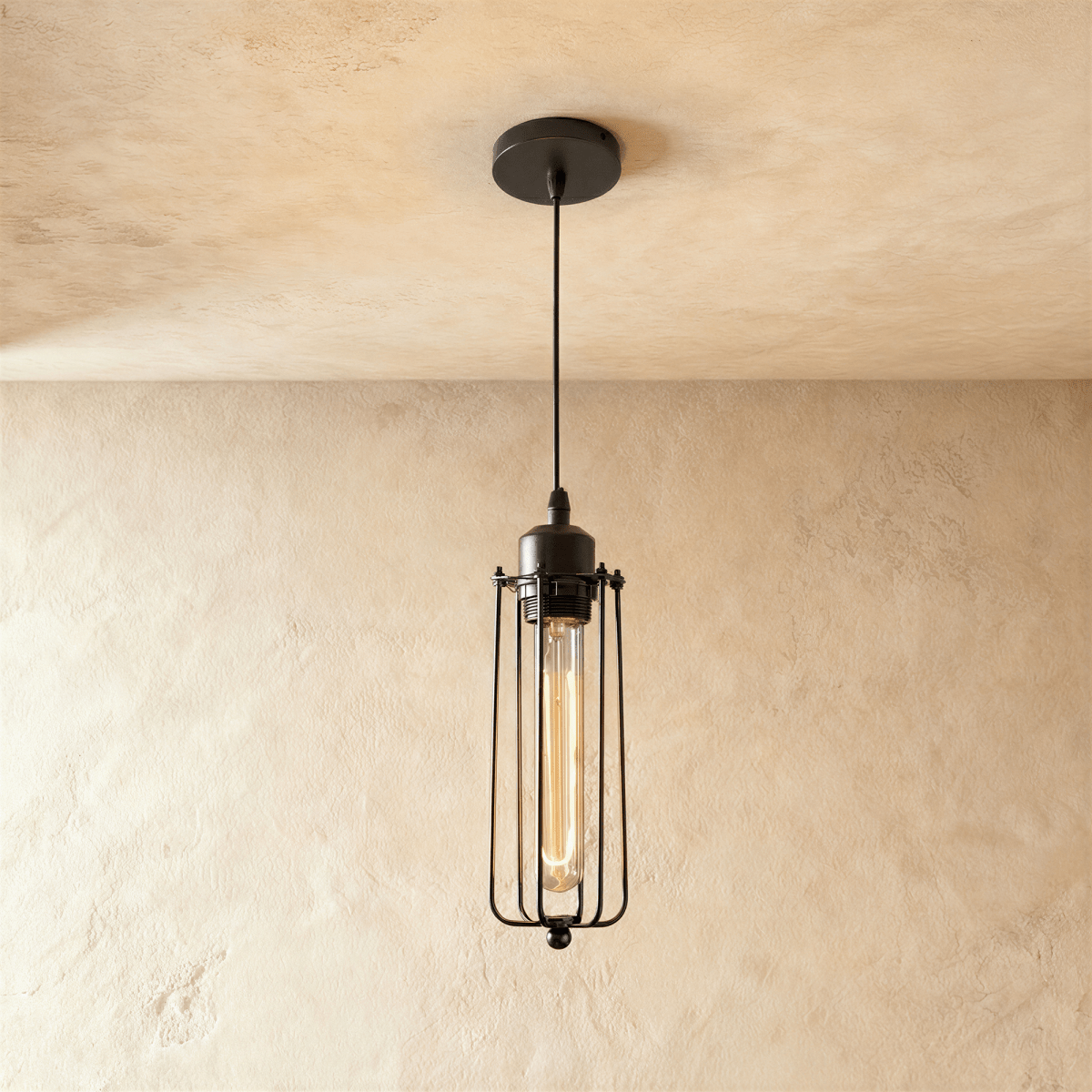 Lámpara colgante industrial ForgeFrame con jaula y bombillas Edison expuestas