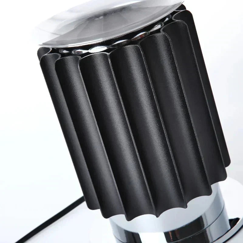 Lampe à poser Marlo en aluminium et verre, argentée, café, rouge ou noire