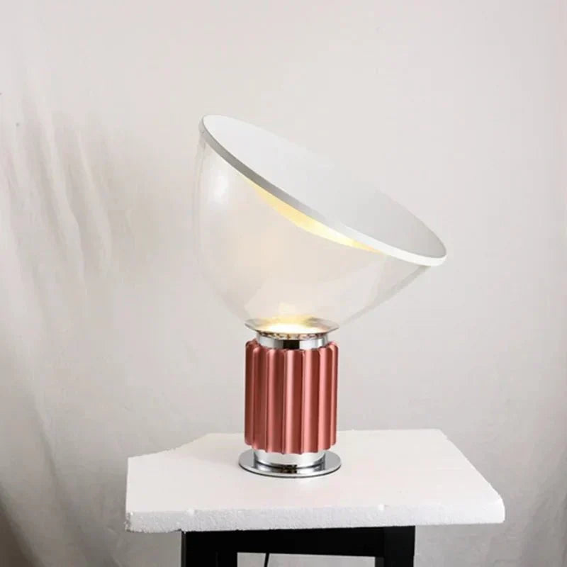 Lampe à poser Marlo en aluminium et verre, argentée, café, rouge ou noire