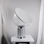 Lampe à poser Marlo en aluminium et verre, argentée, café, rouge ou noire