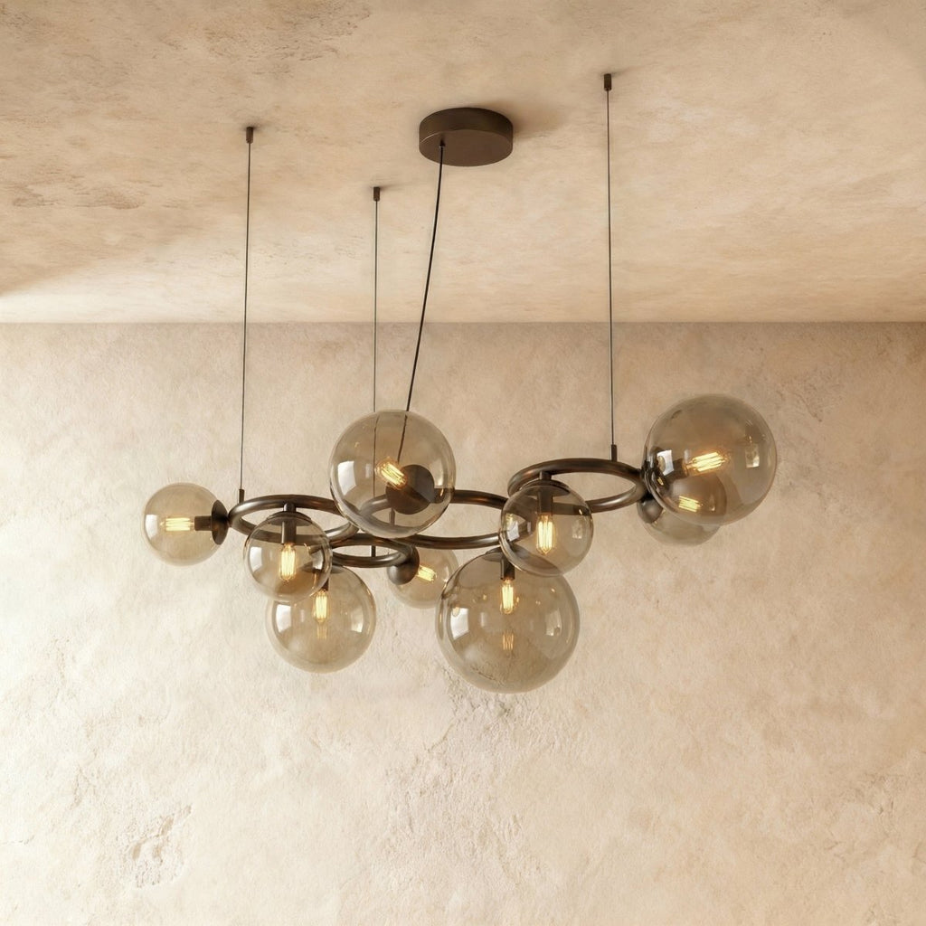 LumaOrbis orb-ljuskrona med LED-glasbollar på metallring