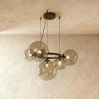 LumaOrbis orb-ljuskrona med LED-glasbollar på metallring