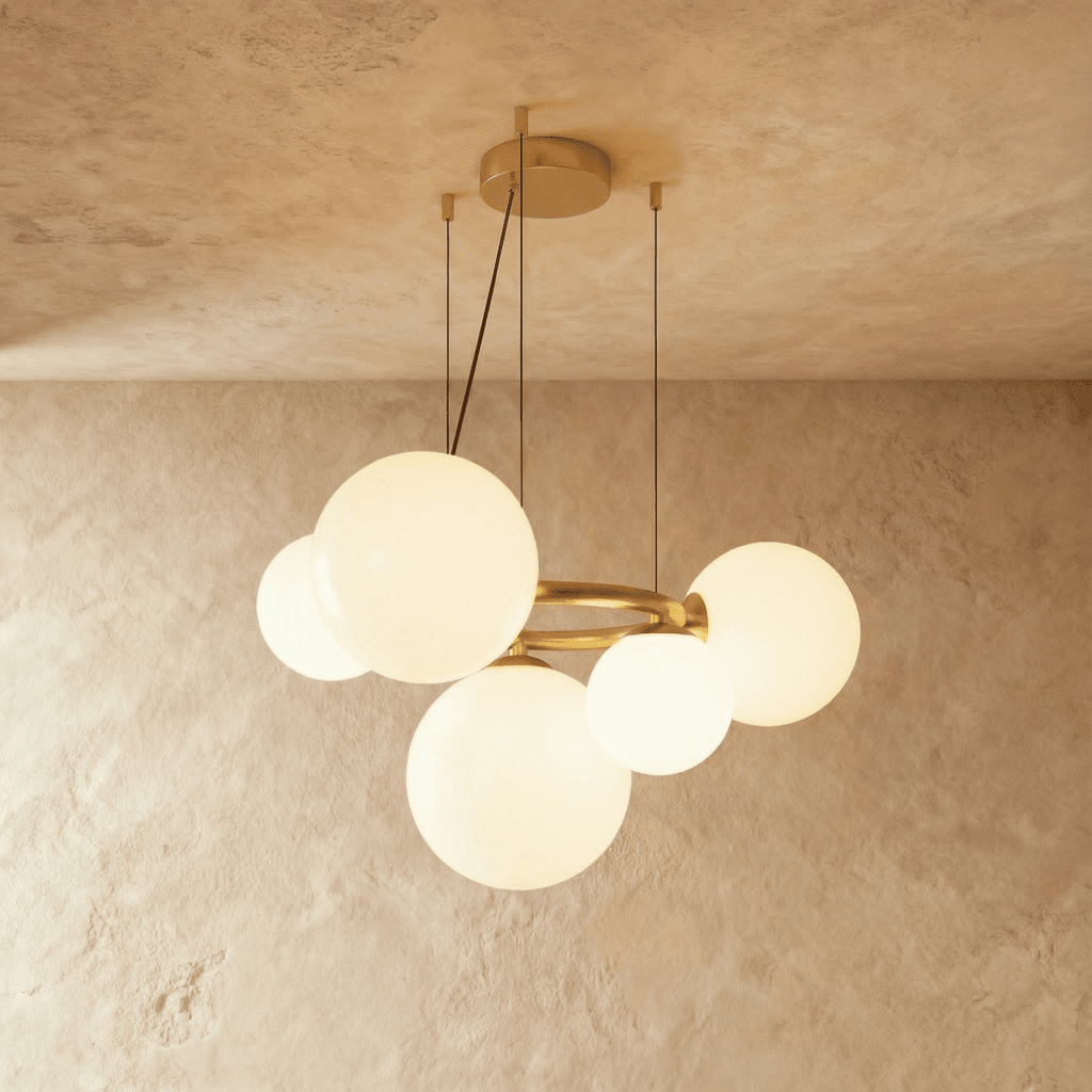 LumaOrbis orb-ljuskrona med LED-glasbollar på metallring