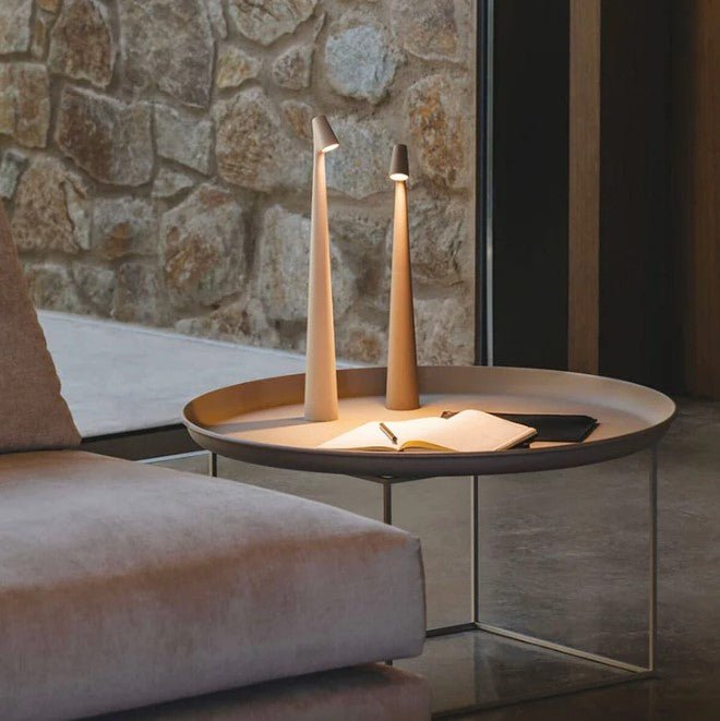 Bezdrátová LED stolní lampa s nordickým hliníkovým designem a dotykovým stmíváním