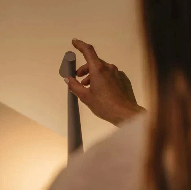 NovaLume trådløs LED-stemningslampe med touchbetjening og USB-opladning