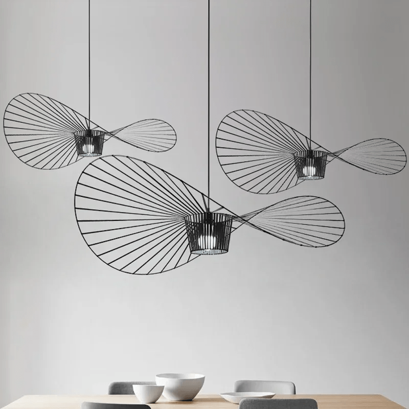 Art deco -kattokruunu, Vexaera-rautarunko ja kangasvarjostin