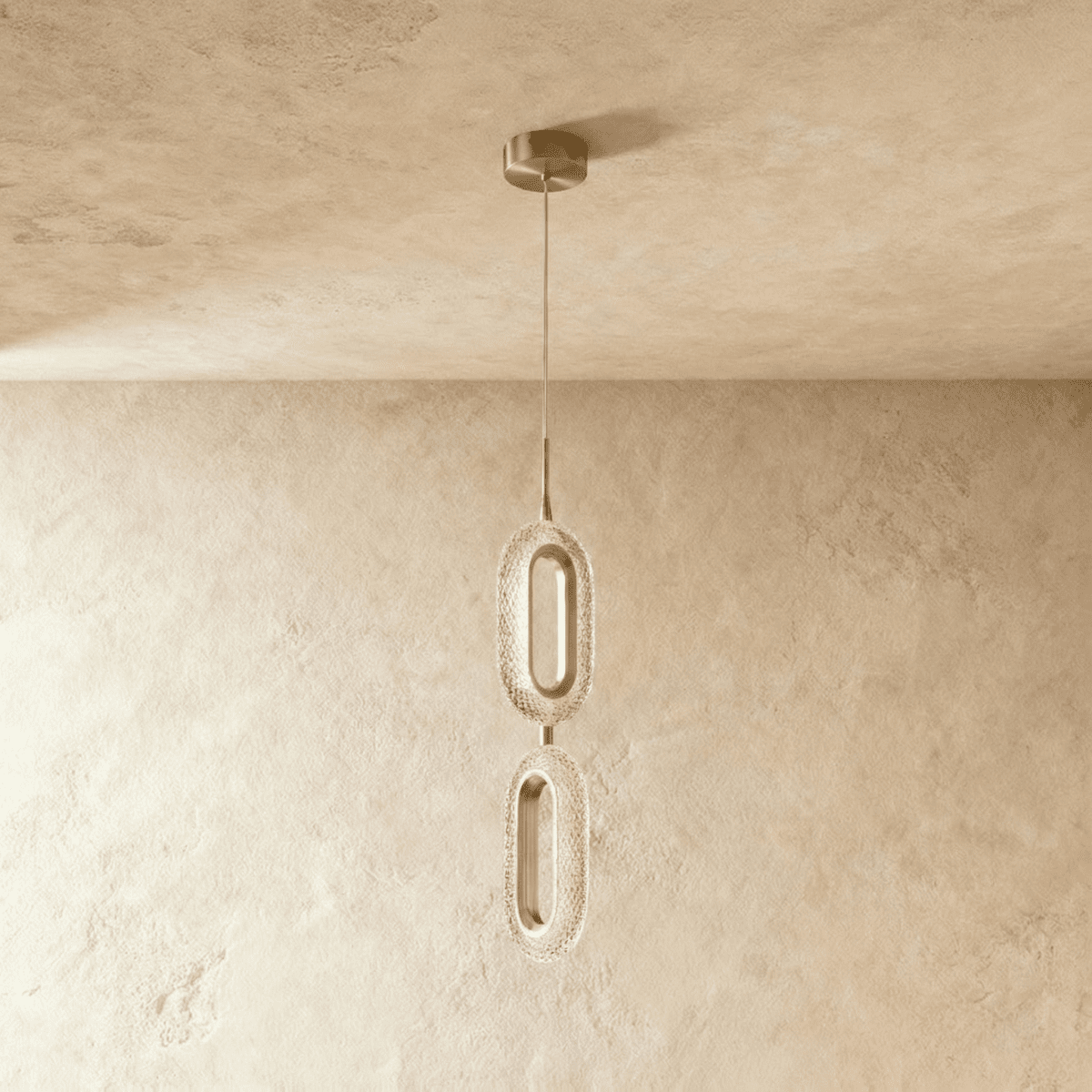 CopperCurve sculpturale hanglamp met gestructureerde acryl kap voor sfeervolle gloed