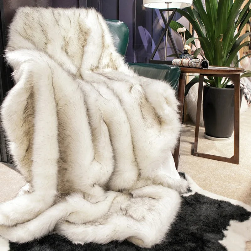Luxe plaid van imitatiebont, Silvara, knus modern accent voor je interieur