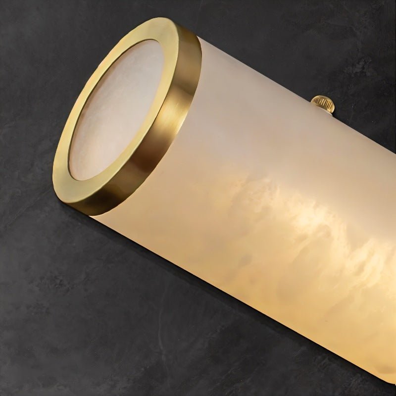 Alabaster Glow lineární kuchyňský lustr poskytující teplé ambientní světlo