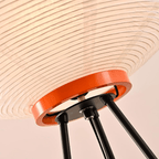 Stojací lampa KairoLuma s rýžovým papírovým stínidlem v japonském minimalistickém designu