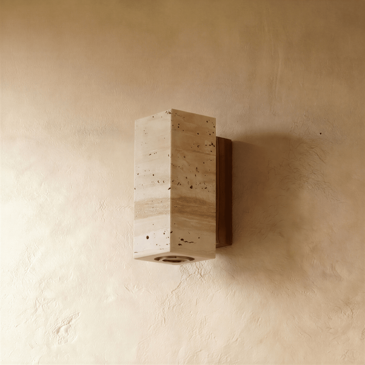 Lumenver lampa ścienna z trawertynu o geometrycznym, nowoczesnym designie