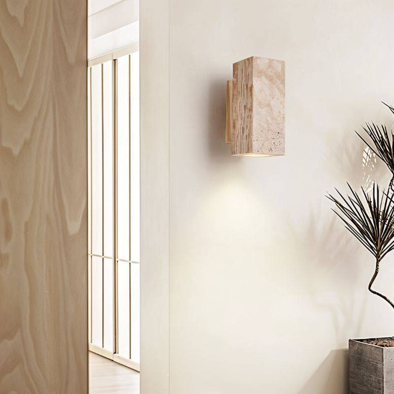 Lumenver lampa ścienna z trawertynu o geometrycznym, nowoczesnym designie
