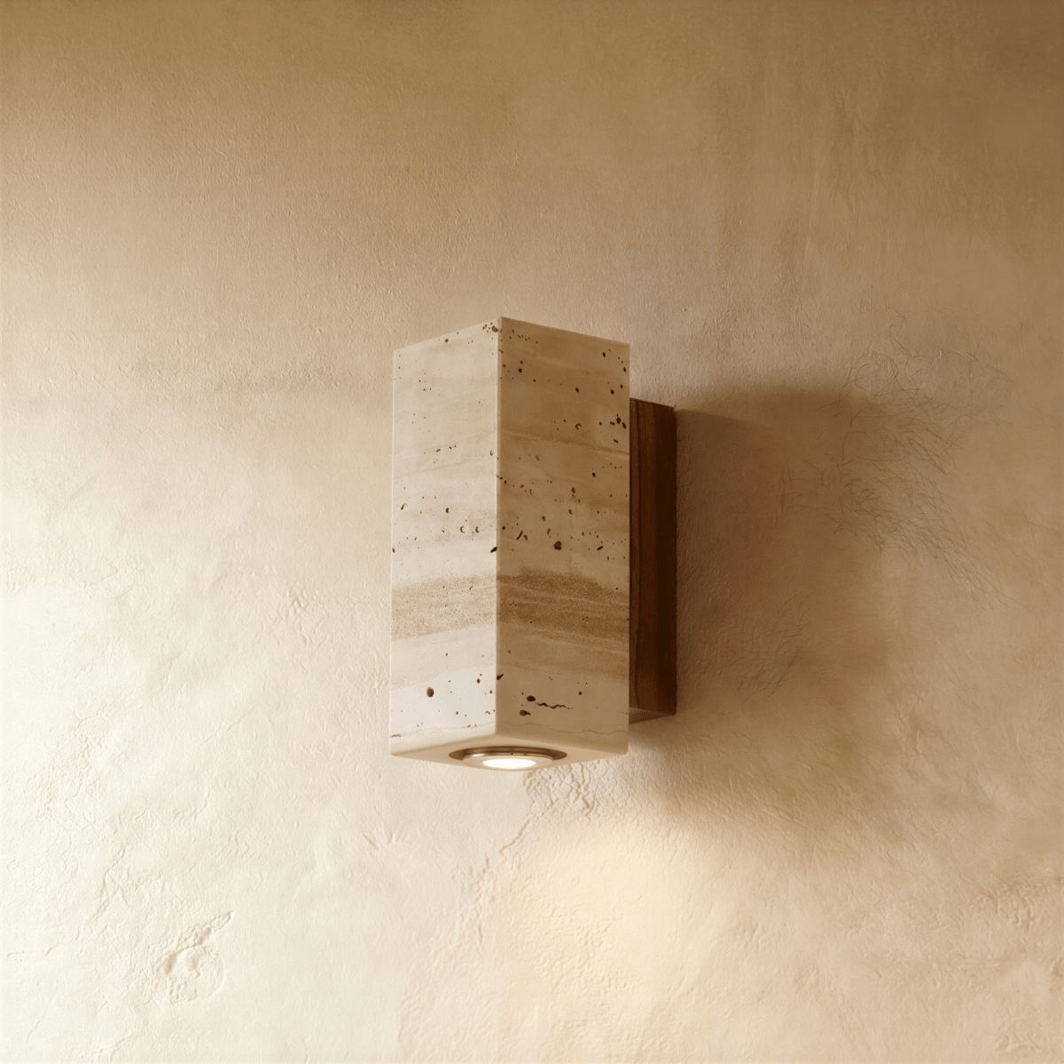 Lumenver lampa ścienna z trawertynu o geometrycznym, nowoczesnym designie