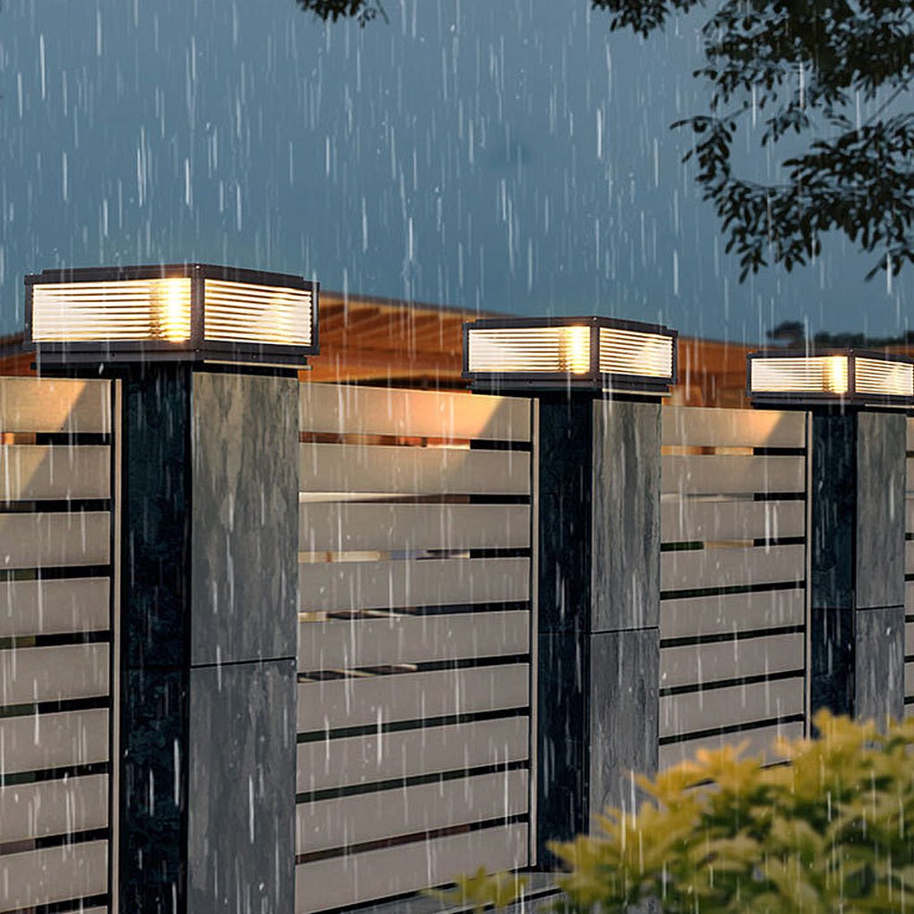 Lampada LED da pilastro per giardini, solare o cablata, con 3 temperature di colore