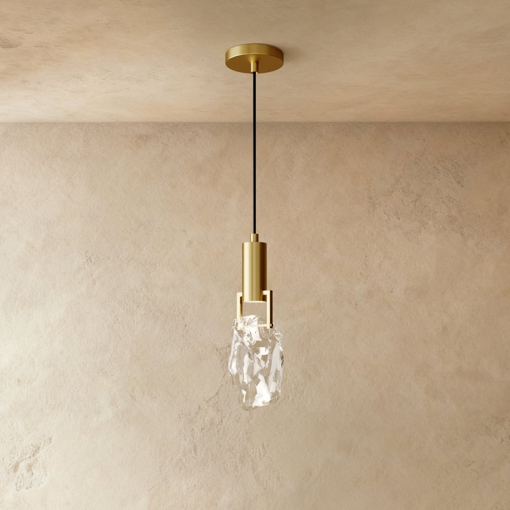Złota lampa wisząca Aurelia Gold Crystal z miękkim światłem LED